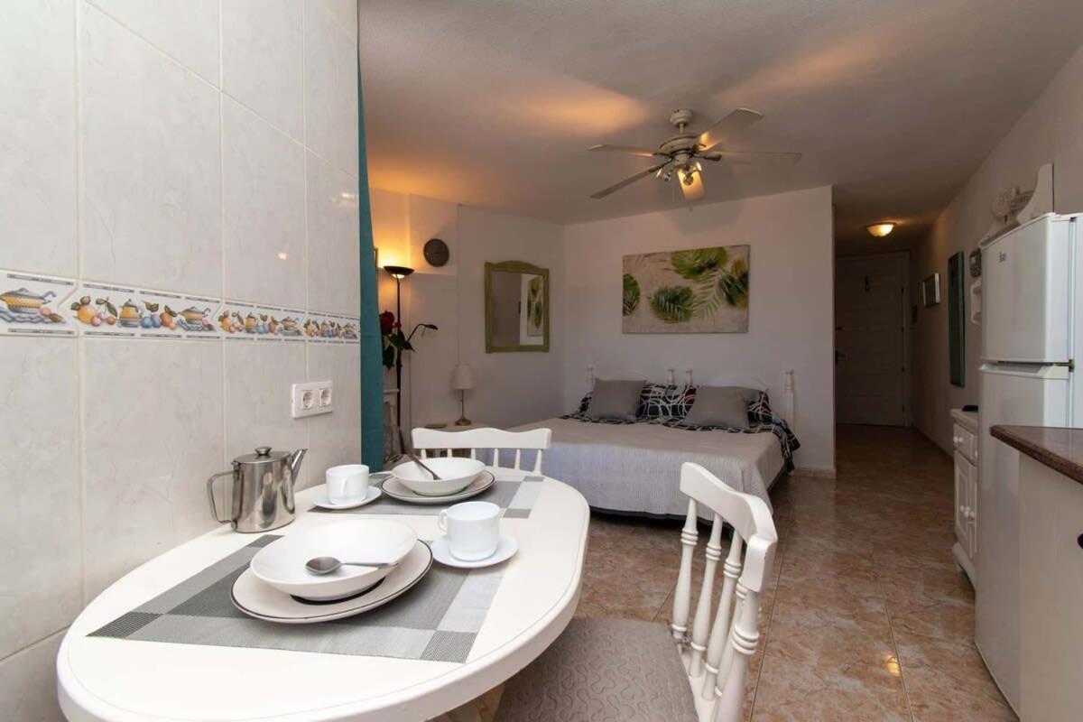 Parque Santiago II 269 - Studio With Sea And Pool Views Playa de las Américas Kültér fotó