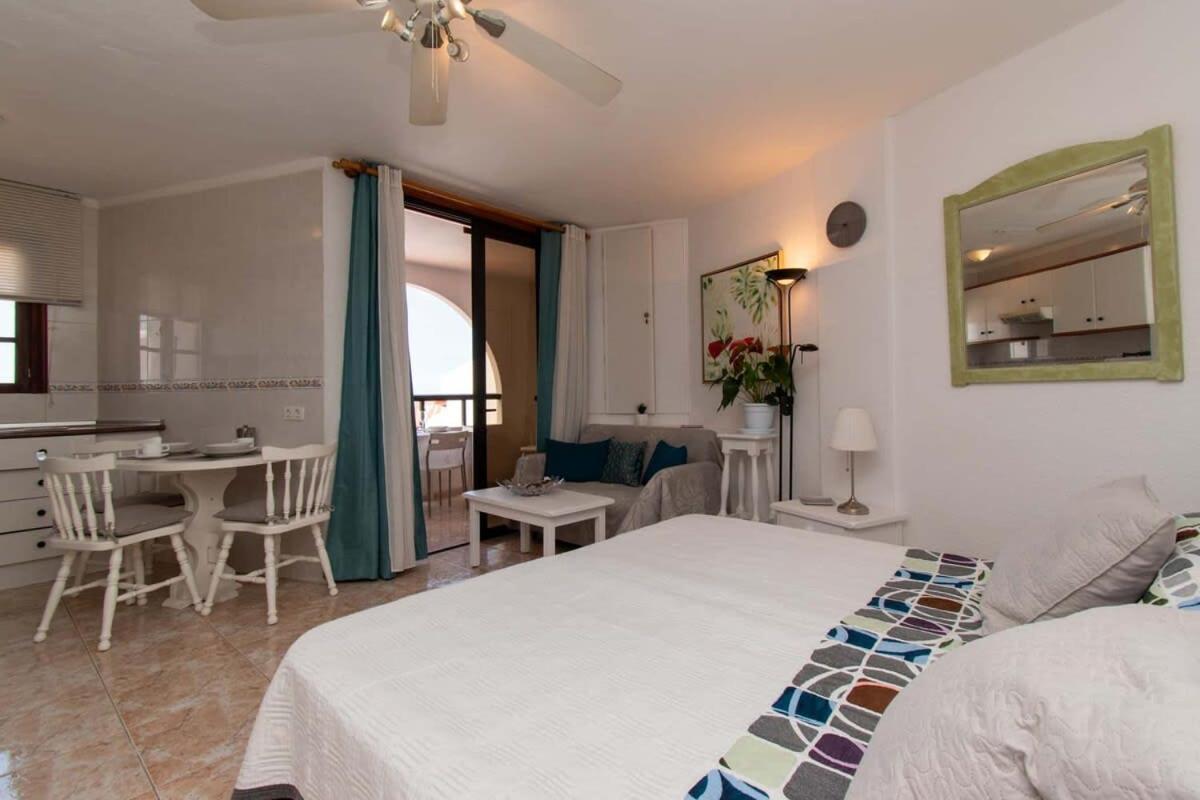 Parque Santiago II 269 - Studio With Sea And Pool Views Playa de las Américas Kültér fotó